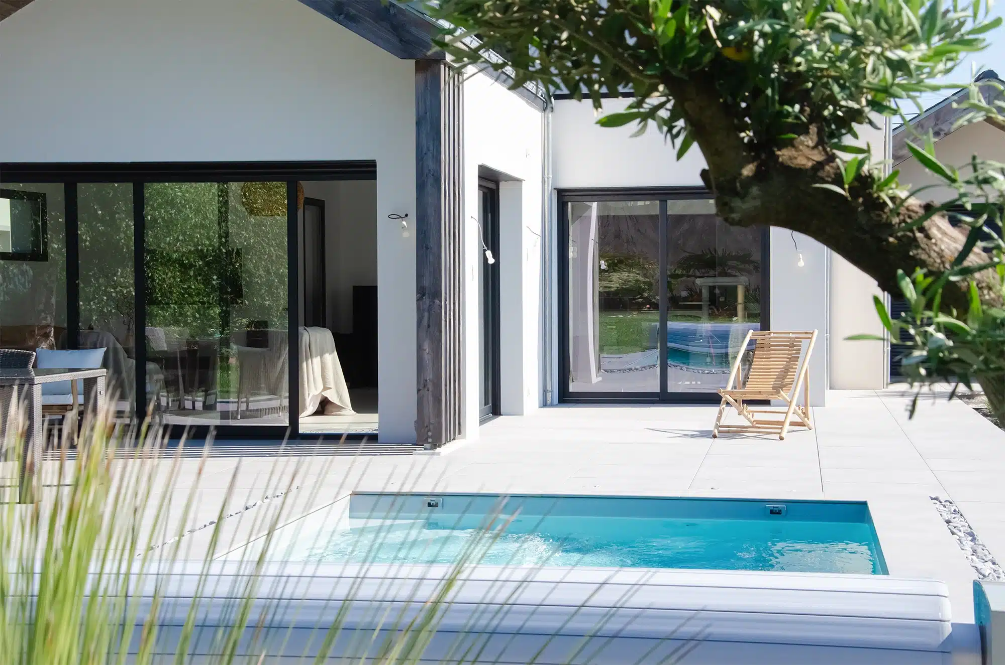 Terrasse autour d’une piscine – Le Pouliguen